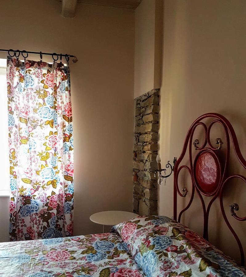 Casa Taro Bed & Breakfast Marsaglia  Eksteriør bilde